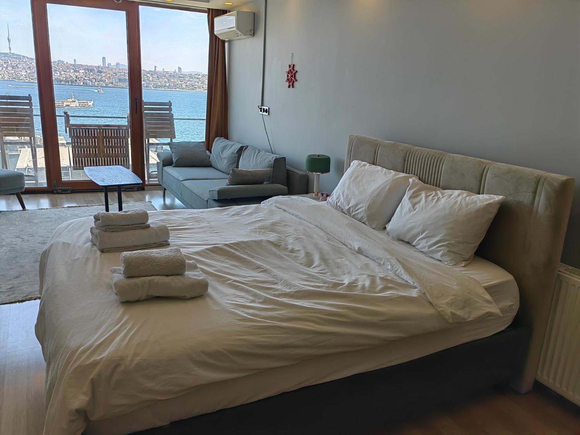 Bosphorus Menekshe Rezidances Istanboel