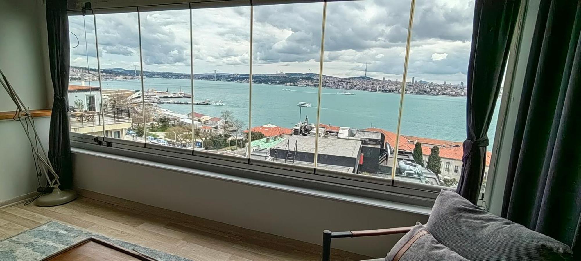 Bosphorus Menekshe Rezidances *